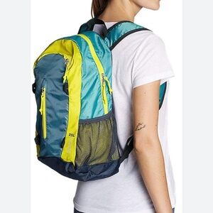 New Eddie Baier stowaway 2L backpack in package